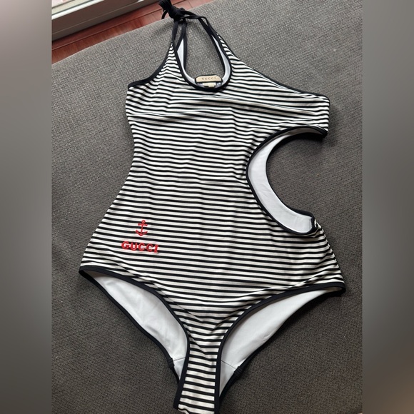 Striped silver shimmer and white Gucci Swimsuit one piece bikini - Picture 2 of 15